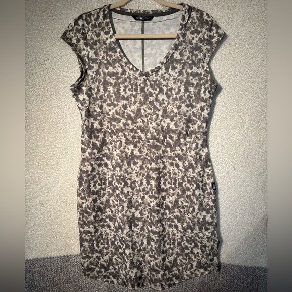 The North Face Getaway Dress V-Neck Grey Print Casual Travel Sz M - Picture 5 of 7